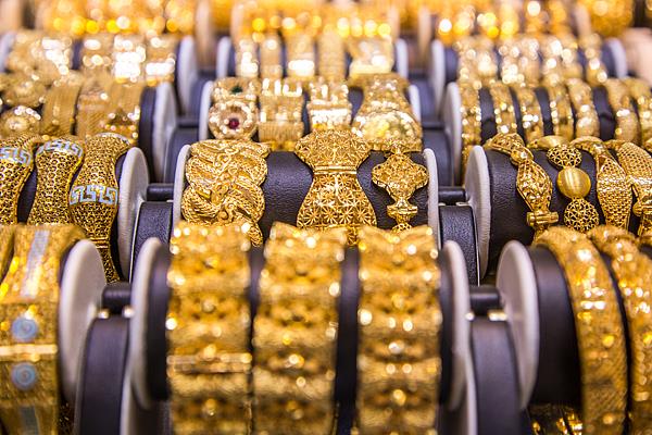 专业配资股票 金价回调，部分品牌金饰价格跟跌！上车还是离场？